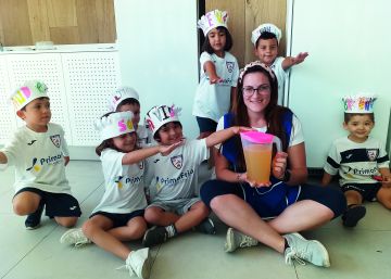 Empleados felices en un mundo más verde