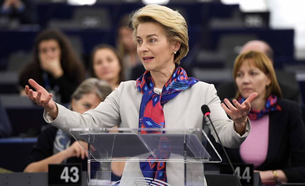 La presidenta de la Comisión Europea, Ursula von der Leyen, en el Parlamento Europeo.