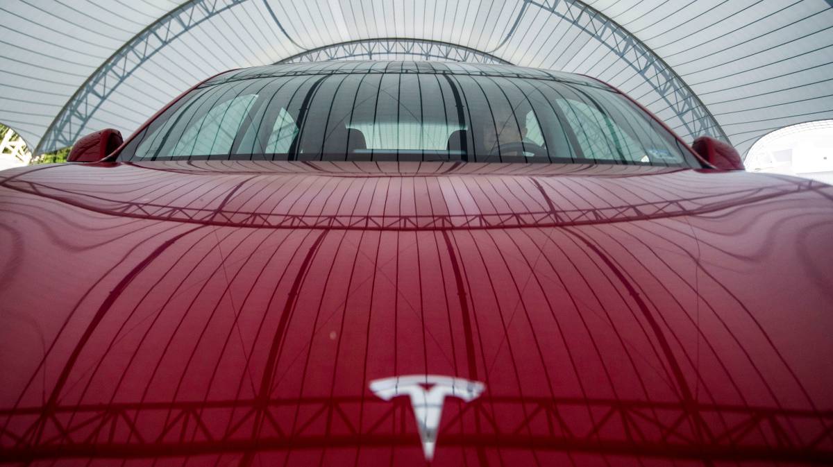 Frontal del Tesla Model 3.