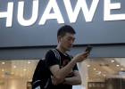El Reino Unido permitirá a Huawei operar en su red 5G a pesar de la presión de EE UU por bloquear la firma china
