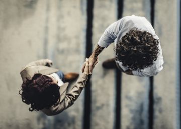 ¿Qué beneficios, al margen de una subida de sueldo, puedo negociar con mi empresa?