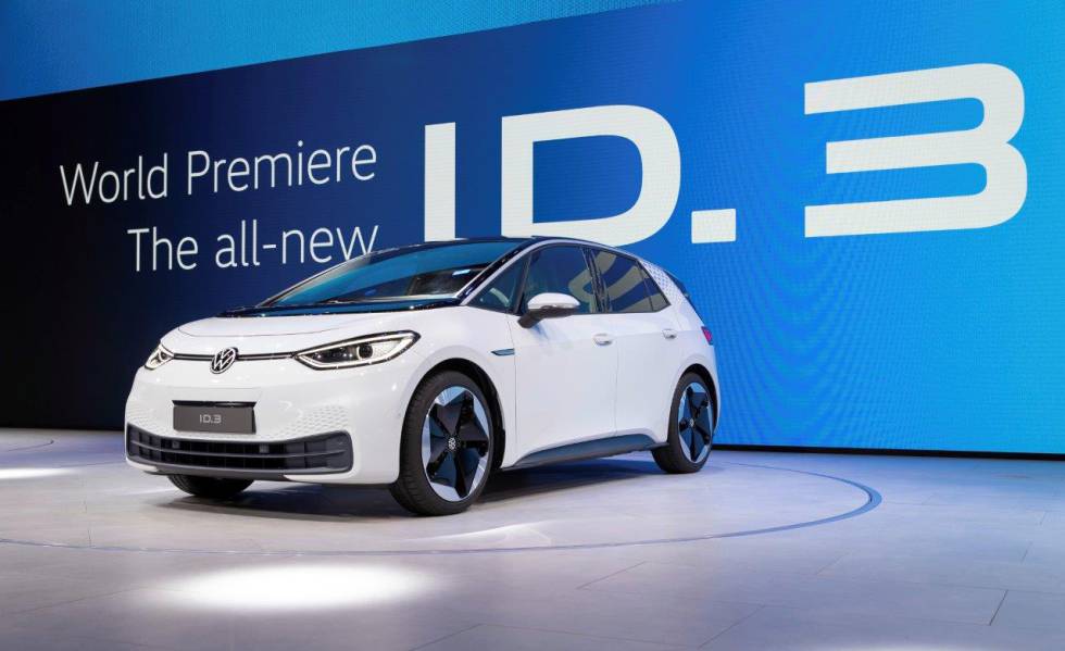 El ID.3 es compatible con todo tipo de recargas: desde los enchufes domésticos de 2,3 kW a los supercargadores más potentes de hasta 125 kWh.