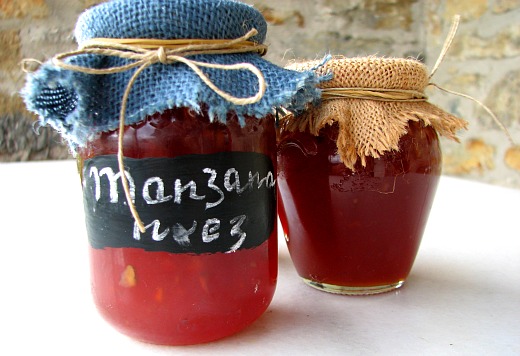 Mermelada de manzana y nueces