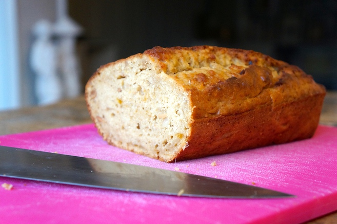 Bizcocho de yogur, mango y anacardos