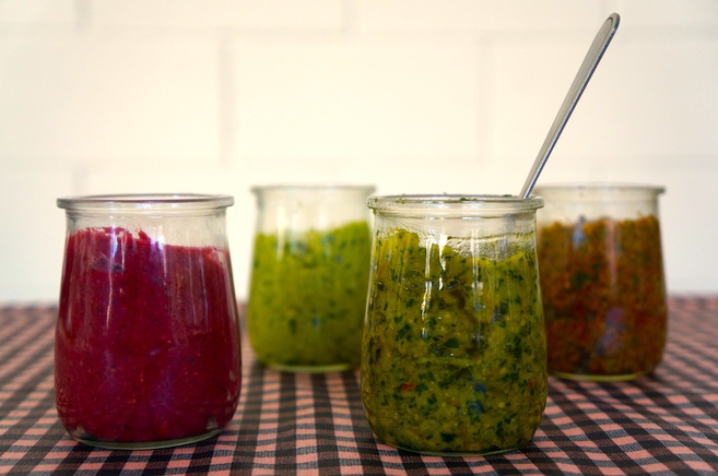 Cuatro pestos que no se parecen al pesto