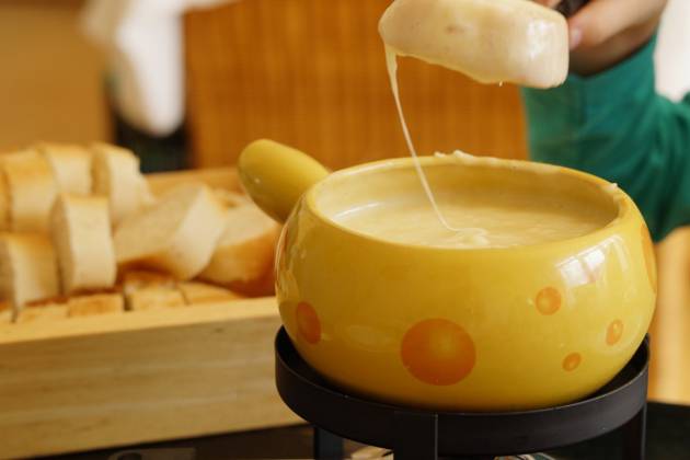 Rizo Contagioso encanto La guía definitiva para hacer fondue en casa | El Comidista EL PAÍS