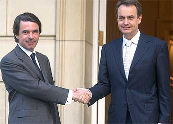 Aznar y Zapatero se reúnen para culminar el traspaso de 