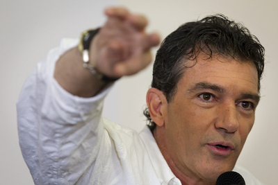 bulto móvil en la espalda