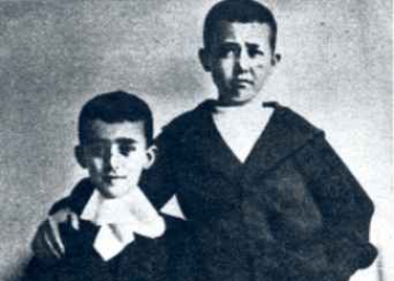 Llamar a las escuelas por su nombre