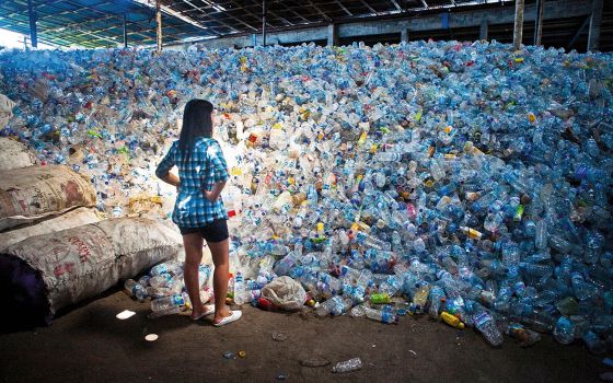 Envases de plástico en Bali.