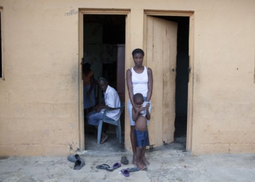 Pobreza y desigualdad en América Latina (1980-2014)