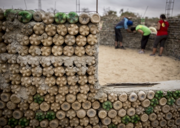 Hahatay, un puente que derriba muros