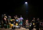 Lámpara portátil 'luz colectiva' en una aldea de Malí.