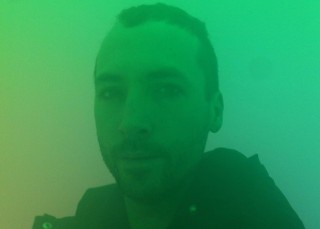 Seis motivos para sucumbir al arte sonoro de Tim Hecker