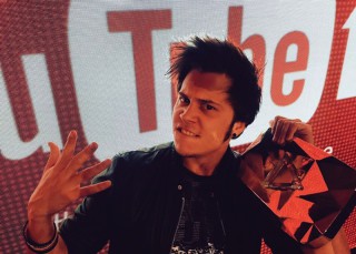 Diez años de bebés y gatitos