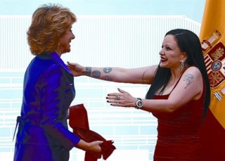 De Belén Esteban a Vargas Llosa: los famosos entran en campaña