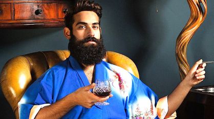 Barbudos en kimonos de seda, y otros calendarios inverosímiles para 2016