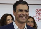 MADRID, SPAIN - DECEMBER 20: Leader of Spain's Socialist Party (PSOE) and candidate for general elections Pedro Sanchez (C) gives a speech after the first results of the general election were announced on November 20, 2015 at PSOE's headquarters in Madrid. Spaniards went to the polls today to vote for 350 members of the parliament and 208 senators. For the first time since 1982, the two traditional Spanish political parties, right-wing Partido Popular (People's Party) and centre-left wing Partido Socialista Obrero Espanol PSOE (Spanish Socialist Workers' Party), held a tight election race with two new contenders, Ciudadanos (Citizens) and Podemos (We Can) attracting right-leaning and left-leaning voters respectively. (Photo by Carlos AlvarezGetty Images)