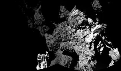 Una de las img&aacute;genes tomadas por 'Philae' despu&eacute;s del aterrizaje. A la izquierda, uno de los pies de la sonda.