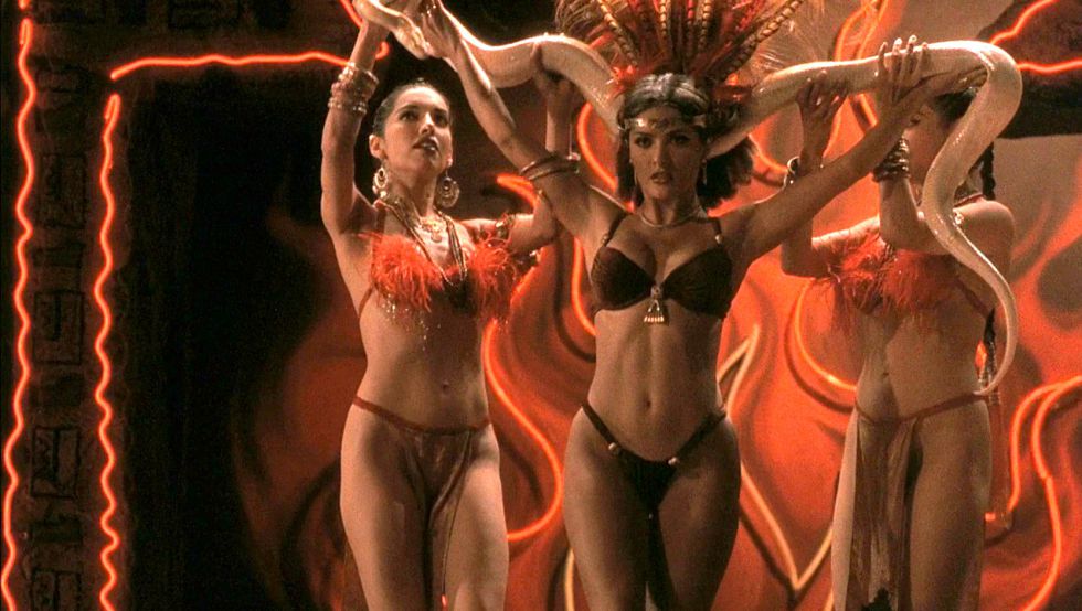 20 años del baile que convirtió a Salma Hayek en mito erótico: esta es la historia