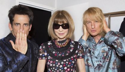 Anna Wintour, junto a Derek Zoolander y Hansel McDonald en el backstage de Valentino.rn rn 
