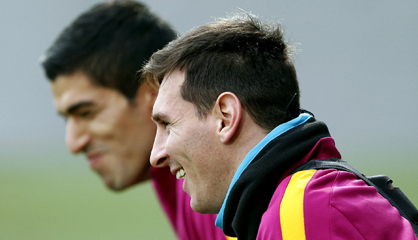 Messi y Luis Suárez, durante el entrenamiento de ayer.