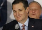 Ted Cruz defeats Trump in Iowa Republican caucus