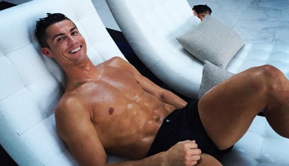 Ronaldo, en el spa de su casa, en una foto publicada en su Instagram.