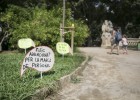 Acto de protesta del comite de empresa de Parcs i Jardins de Barcelona en el Parque de la Ciutadella para reivendicar mejoras del servicio.