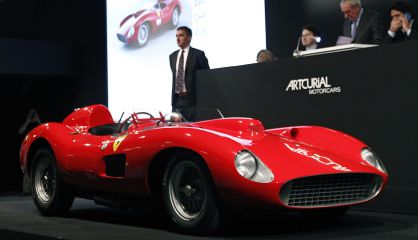 Ferrari 335 S Spider Scaglietti subastado este sábado en París.