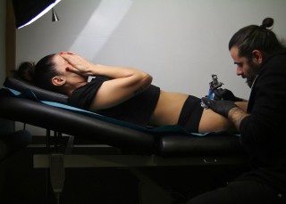 ¿Te tatuarías a ciegas?