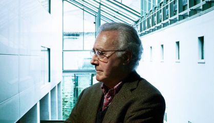 “Un muelle, que une tierra y mar, es la arquitectura más rotunda”