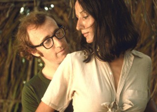 Diez iconos pop que trabajaron con Woody Allen antes que Miley Cyrus
