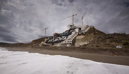 El hotel de El Algarrobico, en septiembre.
