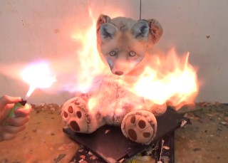 Los desquiciantes vídeos de Howtobasic, el 'youtuber' del momento