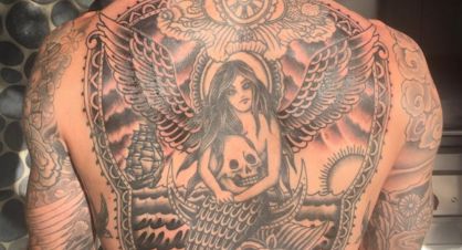 Esta estrella del pop ha pasado seis meses haciéndose un tatuaje