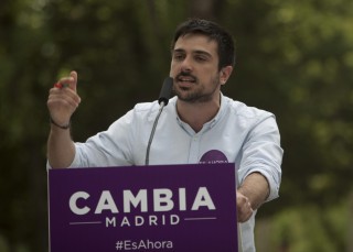 ¿Son los chicos de Podemos los nuevos 'sex symbol' de la política española?