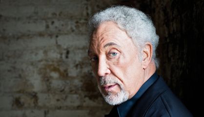 Tom Jones, el salto del tigre