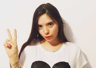 Canciones para bailar con la tripa al aire: la 'playlist' de Luna Miguel