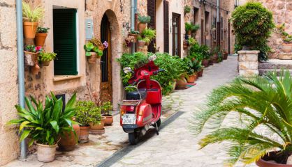 Una calle de Valldemosa, en Mallorca.