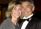 Olivia Newton-John y Patrick McDermott en una foto de archivo.