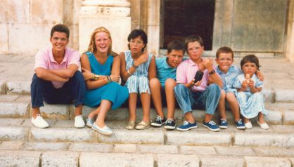 Federico, Georgina, María, Mateo, Marcos, Lucas y Nazareth.