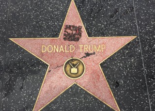 La estrella de Donald Trump, blanco de todas las iras