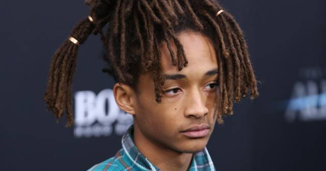 Jaden Smith, con los anillo de Cartier en sus rastas.