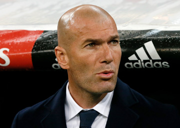 BARCELONA, SPAIN - APRIL 17: Head coach Luis Enrique of FC Barcelona looks on from the bench during the La Liga match between FC Barcelona and Valencia CF at Camp Nou on April 17, 2016 in Barcelona, Spain. (Photo by David RamosGetty Images)