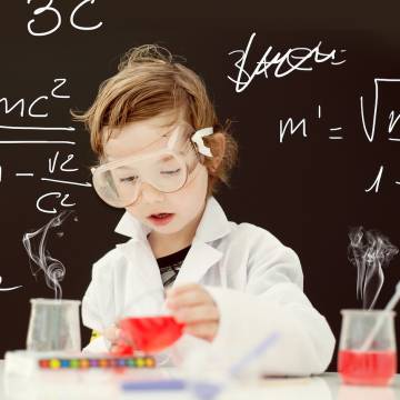 Por qué hay gente que sigue dando un paso atrás cuando enciende el microondas