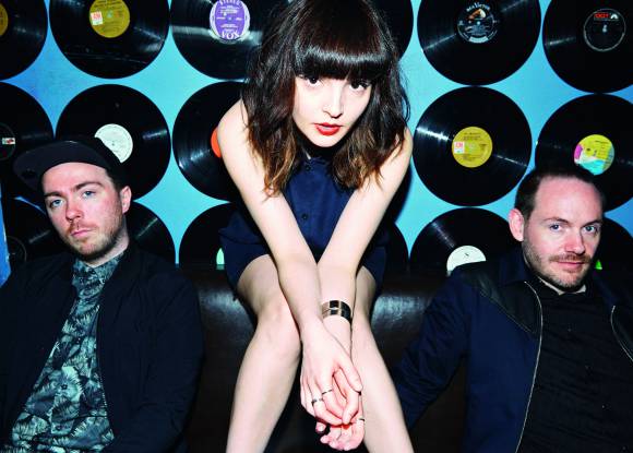 Chvrches, la banda de pop feminista que no pasa ni una