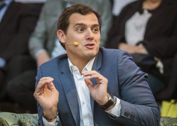 'Zas' a Rivera por su pantalla gigante en Barcelona: mira qué viejo tuit le recuerdan