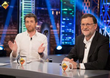 Aluvión de críticas a Pablo Motos en Twitter por esta actitud con Rajoy (VÍDEO)