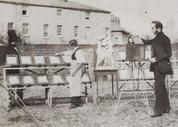 Vista del taller fotogr&aacute;fico de Stirling y Henneman (1846). 